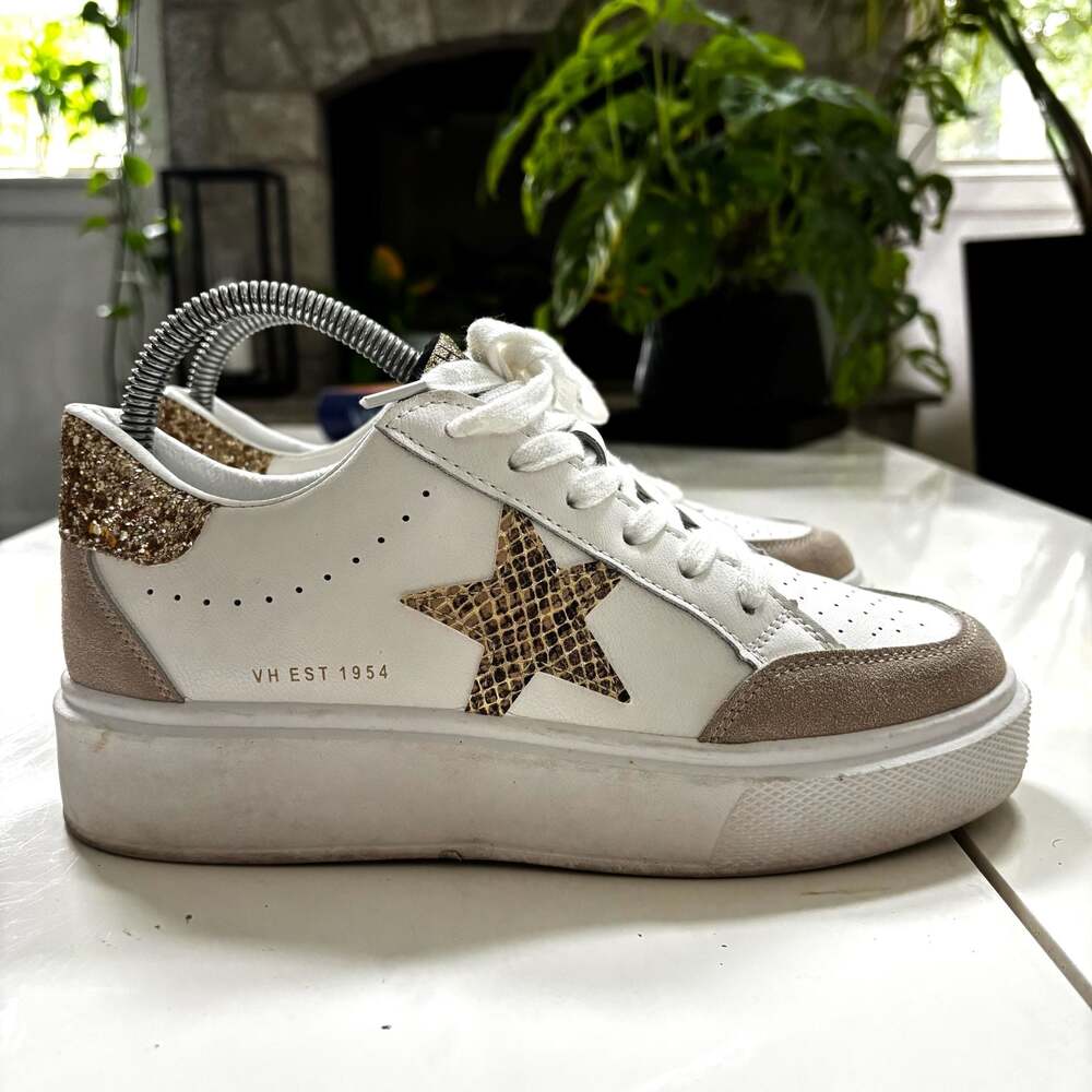 Vintage Havana Lexa Platform Star Sneakers in White/Camel Glitter Size 7